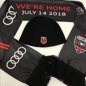 D.C. United Polyester Rally Scarf and Black Wool Hat